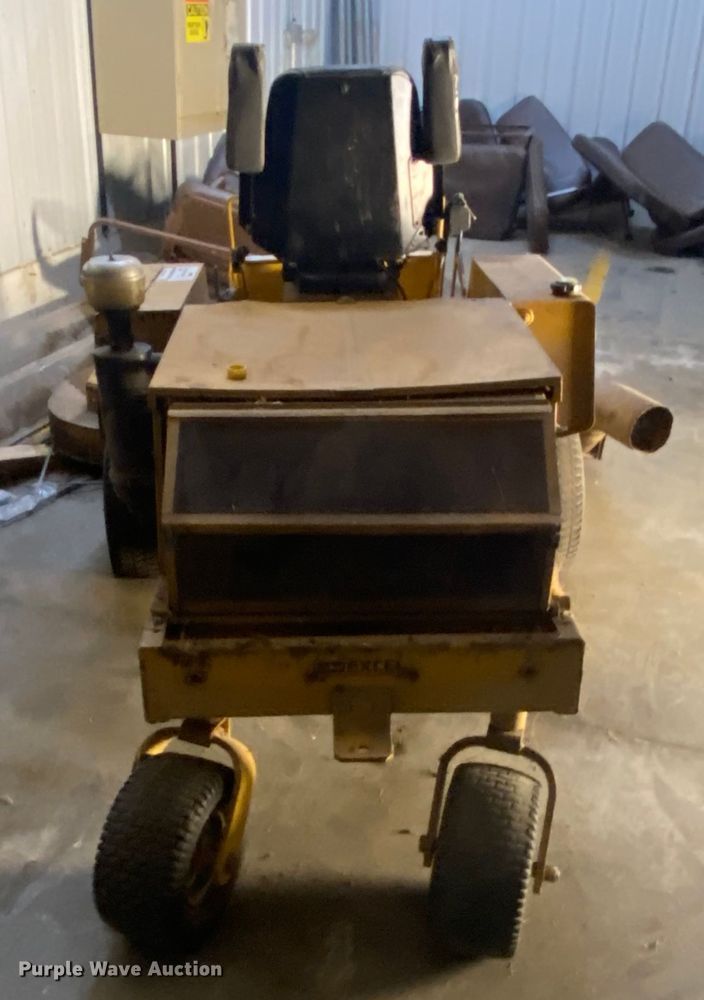 image for item DJ1115 Hustler 924712  ZTR lawn mower