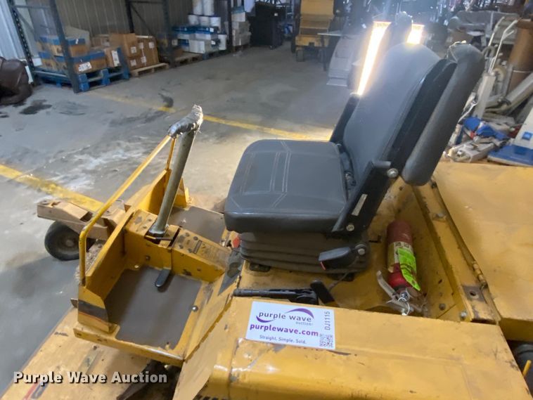 image for item DJ1115 Hustler 924712  ZTR lawn mower