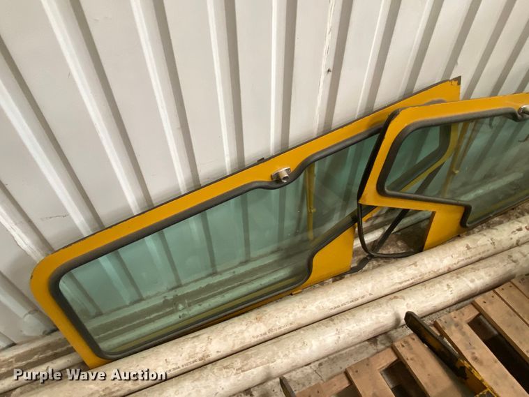 image for item DJ1115 Hustler 924712  ZTR lawn mower