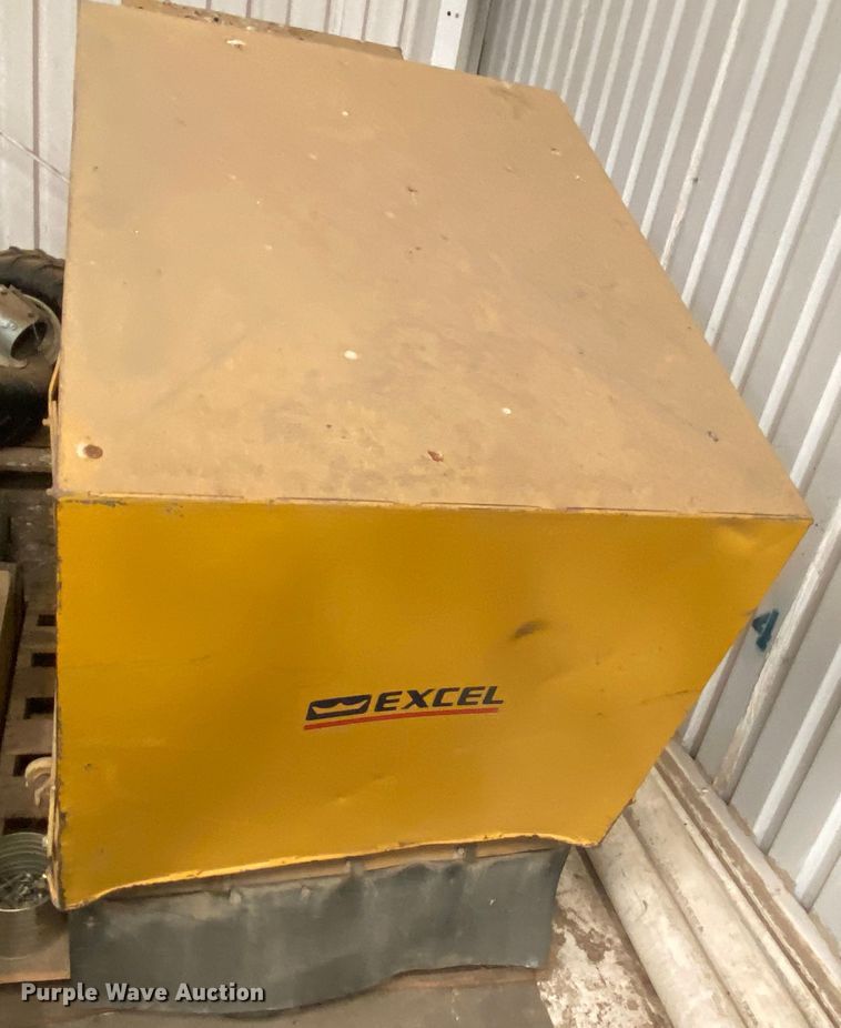 image for item DJ1115 Hustler 924712  ZTR lawn mower