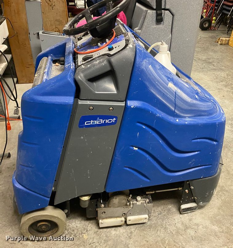 image for item DJ1116 Windsor Chariot CI24 floor cleaner