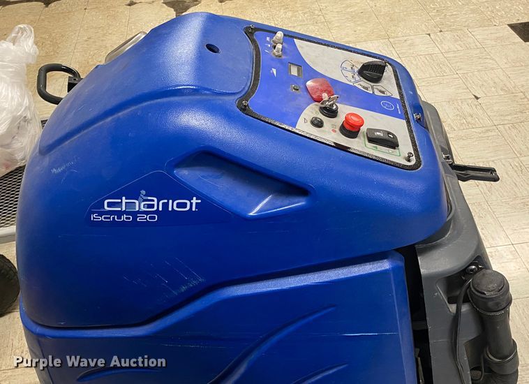 image for item DJ1117 Windsor Chariot 20 floor cleaner