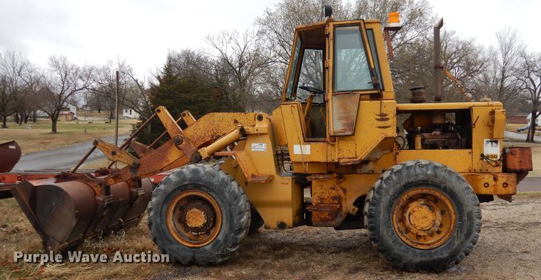 image for item DJ2952 1976 Caterpillar 930  wheel loader