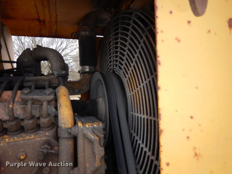 image for item DJ2952 1976 Caterpillar 930  wheel loader