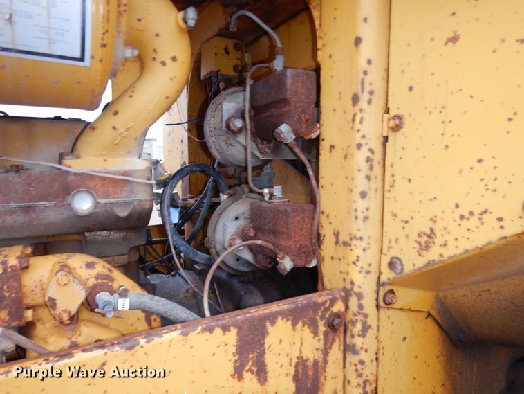 image for item DJ2952 1976 Caterpillar 930  wheel loader