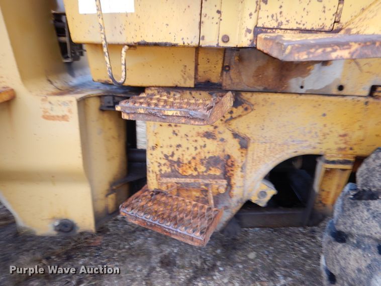 image for item DJ2952 1976 Caterpillar 930  wheel loader