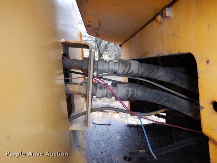 image for item DJ2952 1976 Caterpillar 930  wheel loader