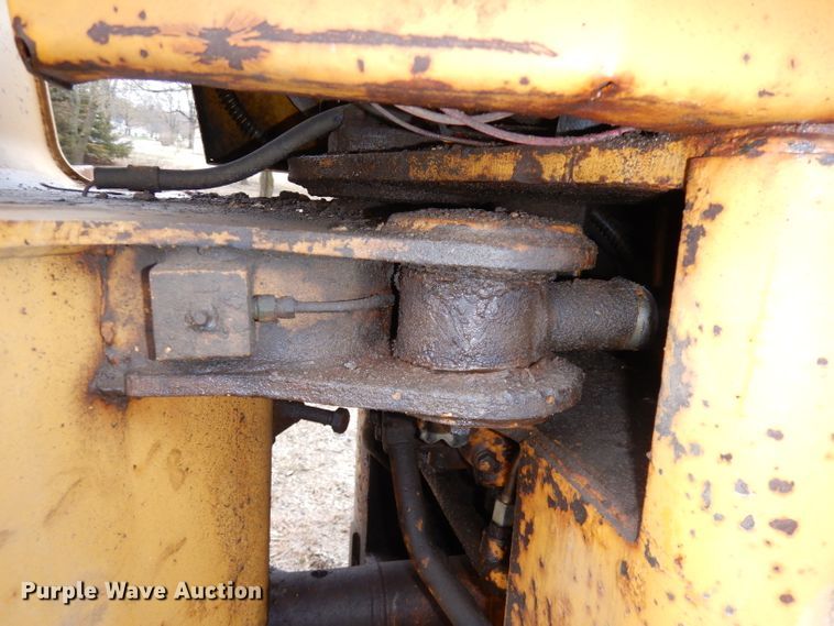 image for item DJ2952 1976 Caterpillar 930  wheel loader