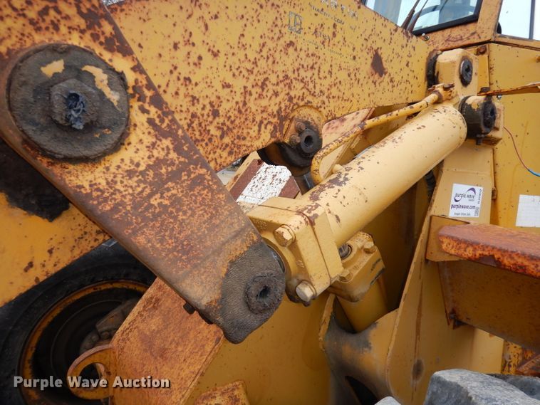 image for item DJ2952 1976 Caterpillar 930  wheel loader
