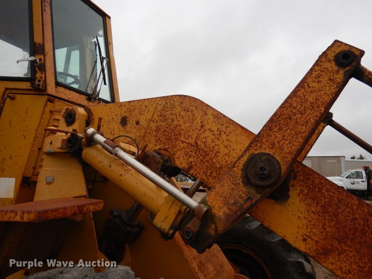 image for item DJ2952 1976 Caterpillar 930  wheel loader