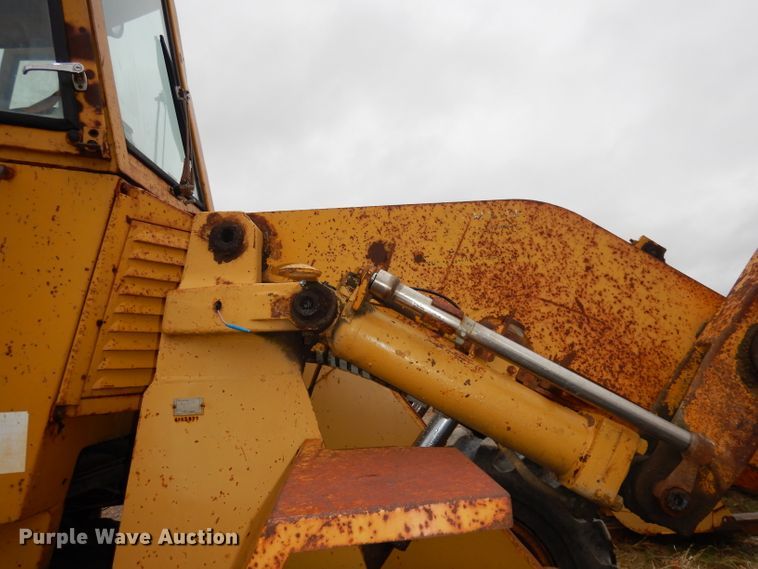 image for item DJ2952 1976 Caterpillar 930  wheel loader