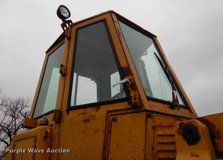 image for item DJ2952 1976 Caterpillar 930  wheel loader