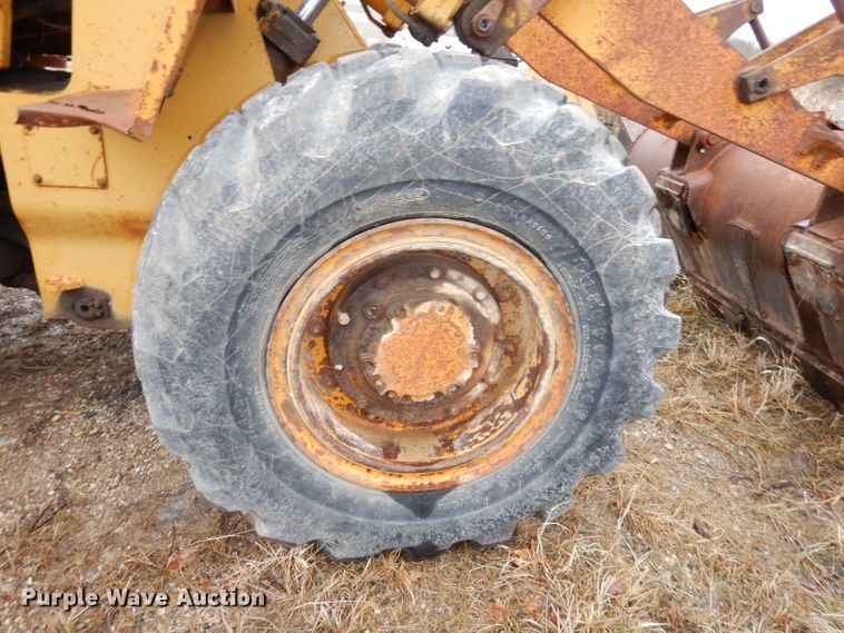 image for item DJ2952 1976 Caterpillar 930  wheel loader