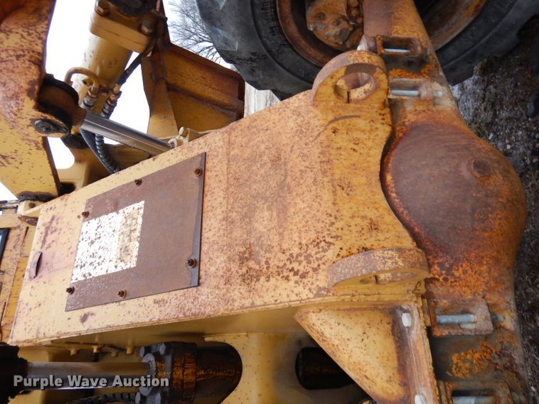 image for item DJ2952 1976 Caterpillar 930  wheel loader