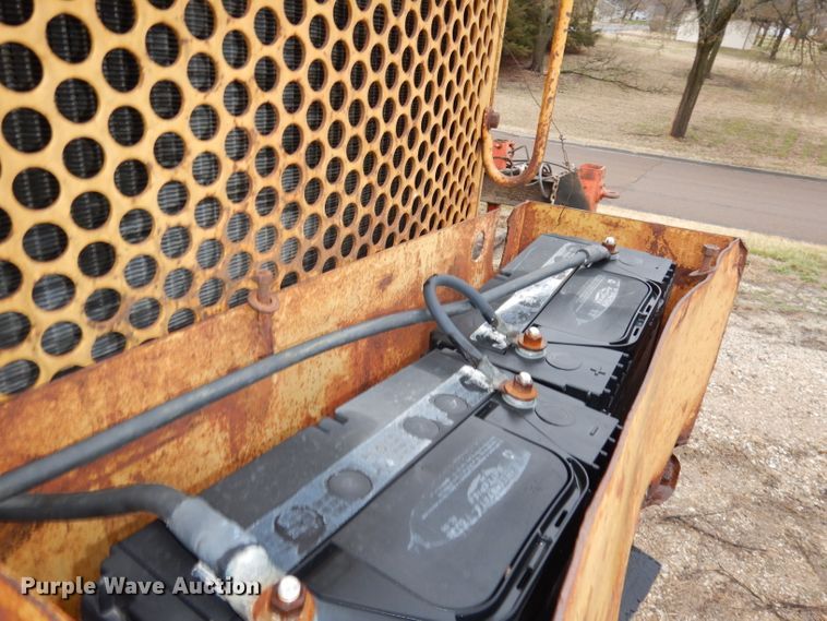 image for item DJ2952 1976 Caterpillar 930  wheel loader