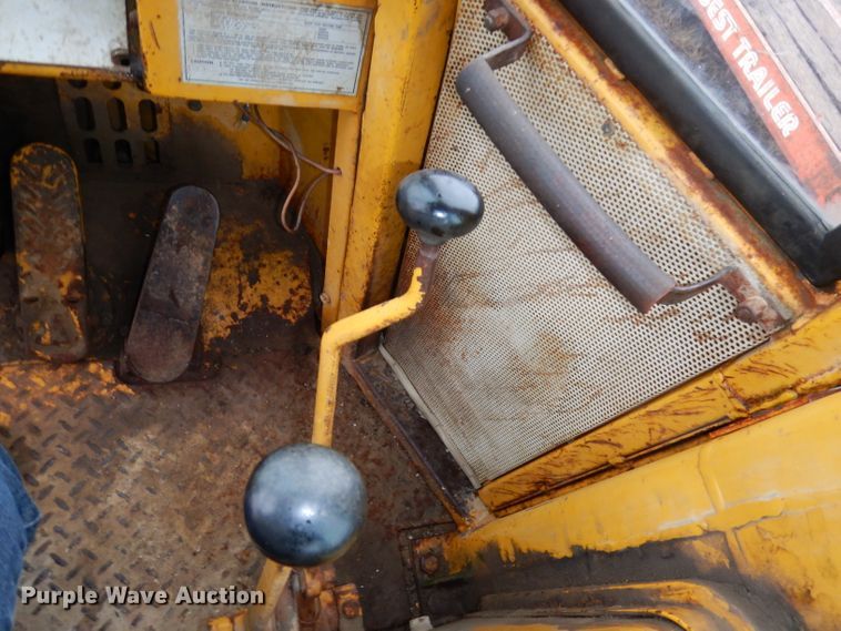 image for item DJ2952 1976 Caterpillar 930  wheel loader