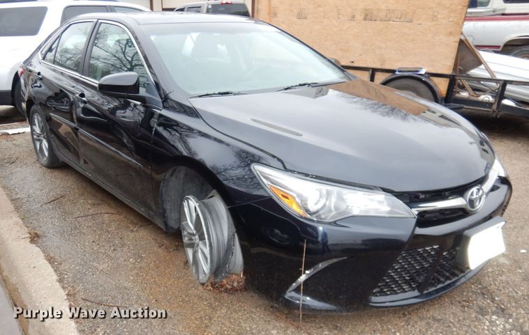 image for item DJ2955 2016 Toyota Camry SE