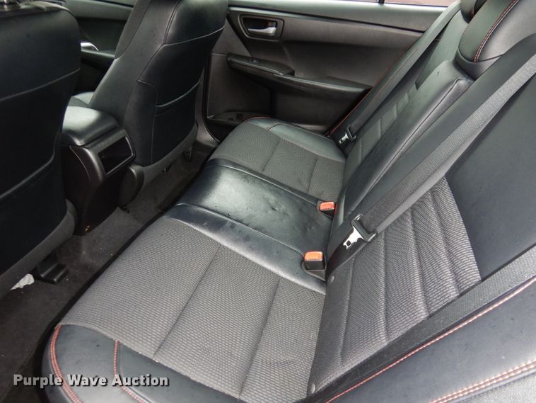 image for item DJ2955 2016 Toyota Camry SE