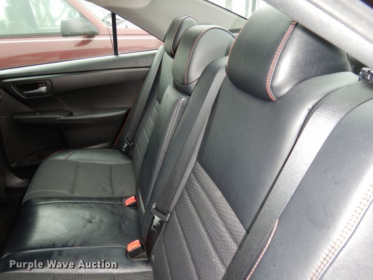 image for item DJ2955 2016 Toyota Camry SE