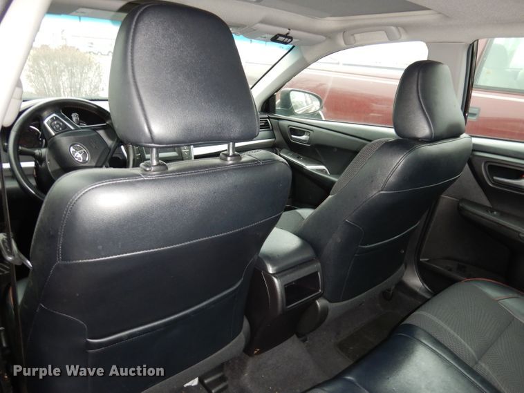 image for item DJ2955 2016 Toyota Camry SE