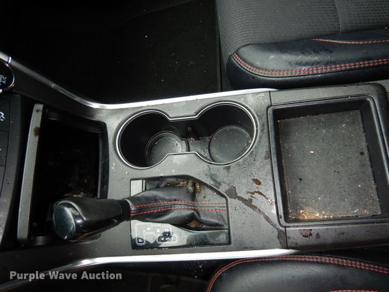 image for item DJ2955 2016 Toyota Camry SE