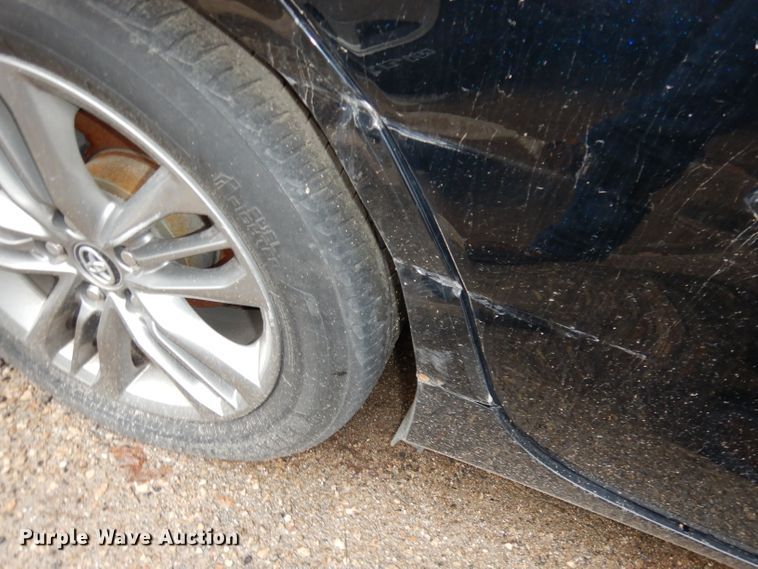 image for item DJ2955 2016 Toyota Camry SE