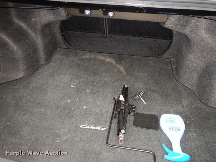 image for item DJ2955 2016 Toyota Camry SE