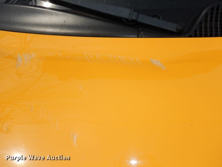 image for item DJ2957 2005 GMC Savana  school bus