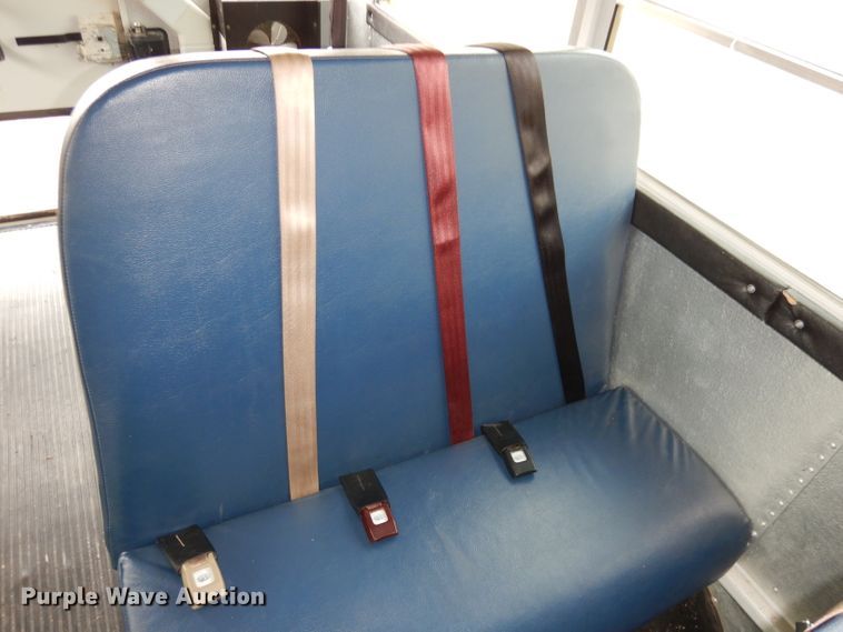 image for item DJ2957 2005 GMC Savana  school bus