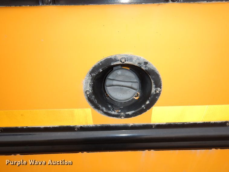 image for item DJ2957 2005 GMC Savana  school bus