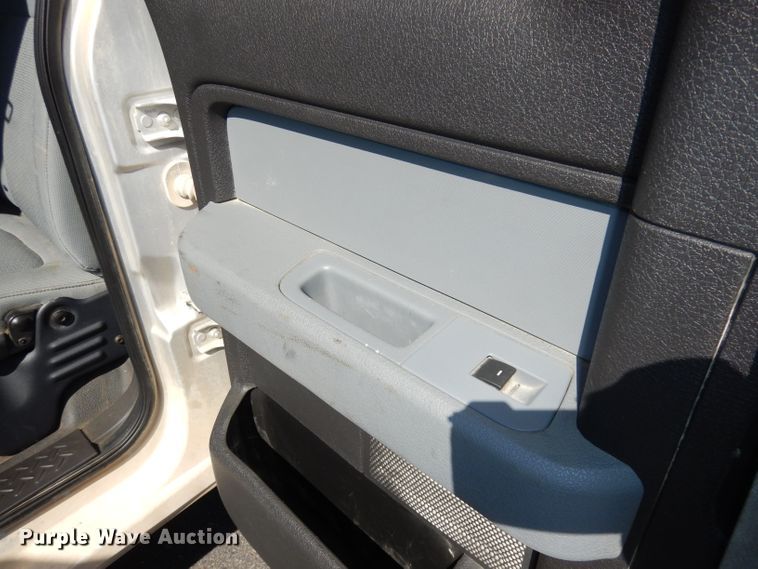 image for item DJ2975 2014 Ford F150  SuperCab pickup truck