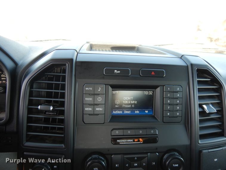 image for item DJ2977 2016 Ford F150  SuperCab pickup truck