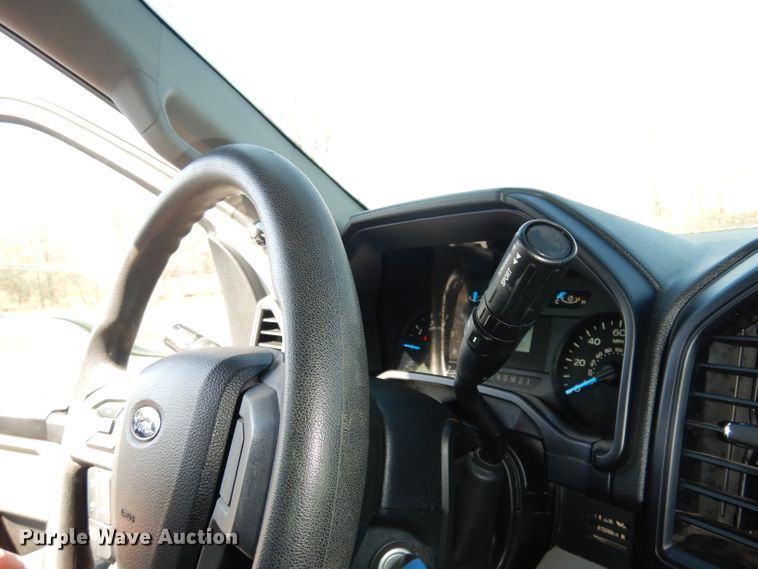 image for item DJ2977 2016 Ford F150  SuperCab pickup truck