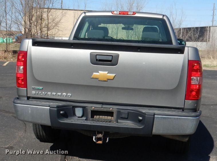 image for item DJ2978 2012 Chevrolet Silverado 1500  Ext. Cab pickup truck