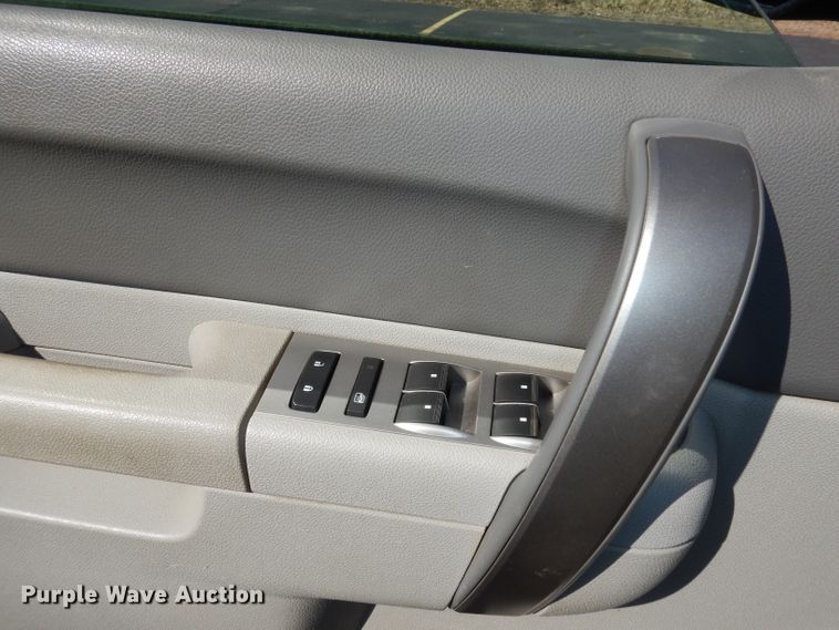 image for item DJ2978 2012 Chevrolet Silverado 1500  Ext. Cab pickup truck