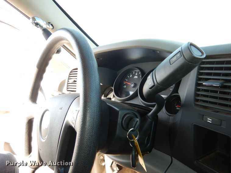 image for item DJ2978 2012 Chevrolet Silverado 1500  Ext. Cab pickup truck