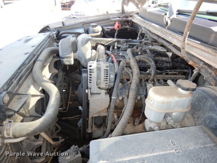 image for item DJ2978 2012 Chevrolet Silverado 1500  Ext. Cab pickup truck