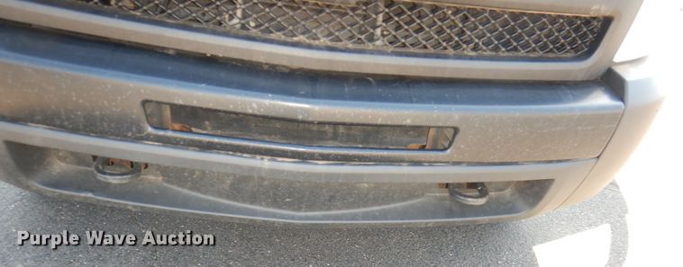 image for item DJ2978 2012 Chevrolet Silverado 1500  Ext. Cab pickup truck