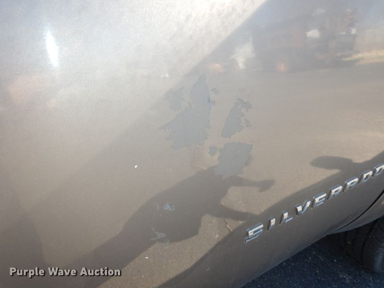 image for item DJ2978 2012 Chevrolet Silverado 1500  Ext. Cab pickup truck