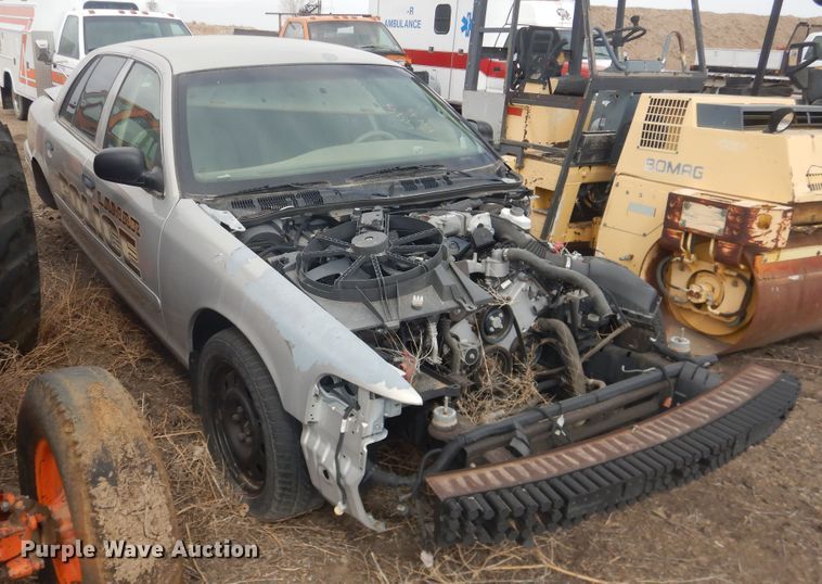 image for item DJ4989 2006 Ford Crown Victoria Police Interceptor