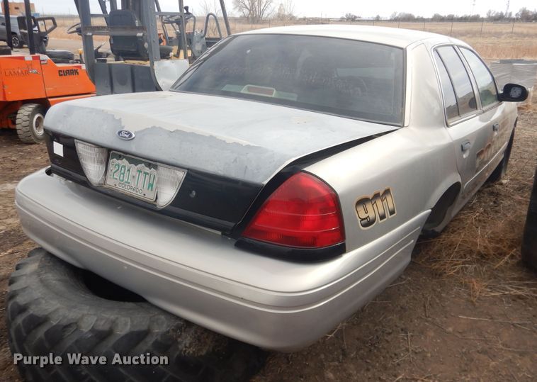 image for item DJ4989 2006 Ford Crown Victoria Police Interceptor