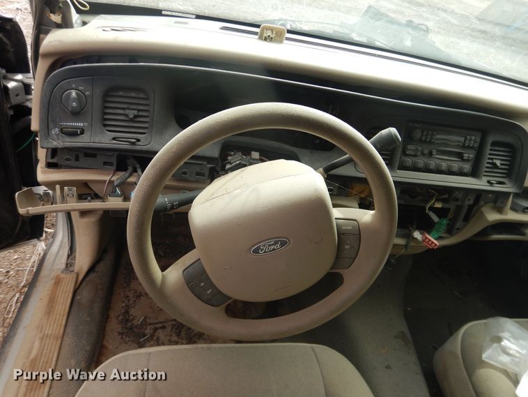 image for item DJ4989 2006 Ford Crown Victoria Police Interceptor