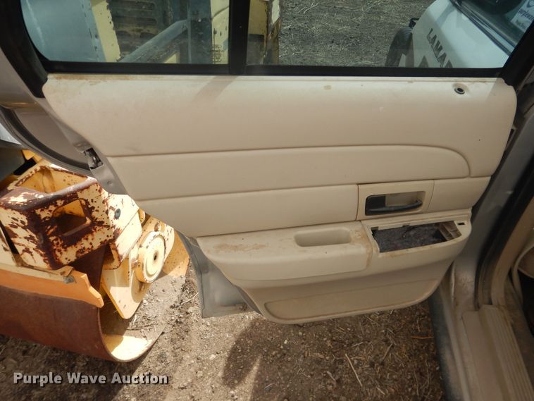 image for item DJ4989 2006 Ford Crown Victoria Police Interceptor