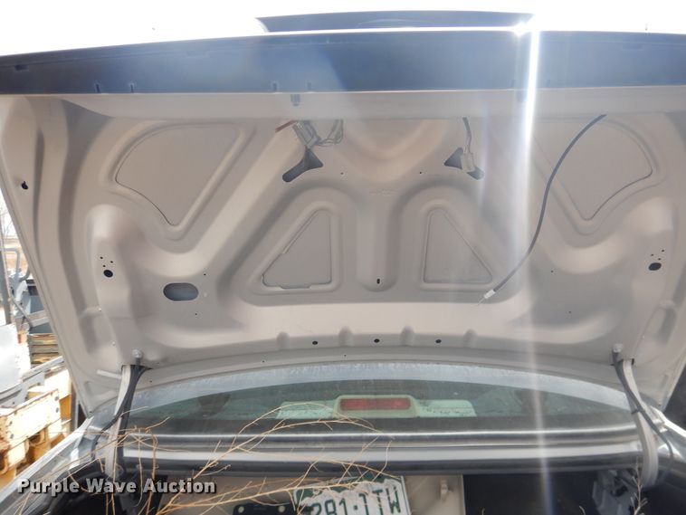 image for item DJ4989 2006 Ford Crown Victoria Police Interceptor