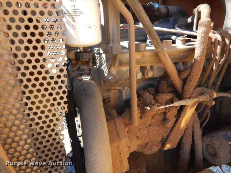 image for item DJ8688 2002 Vermeer BC1000 XL  wood chipper