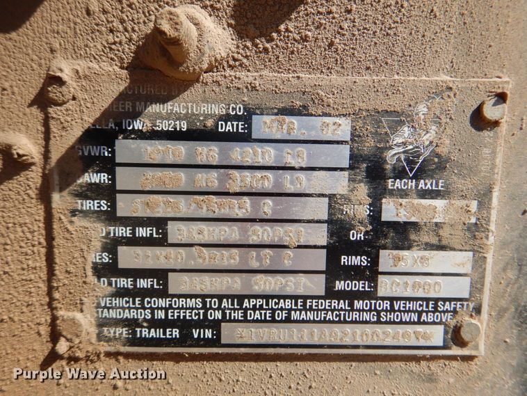 image for item DJ8688 2002 Vermeer BC1000 XL  wood chipper