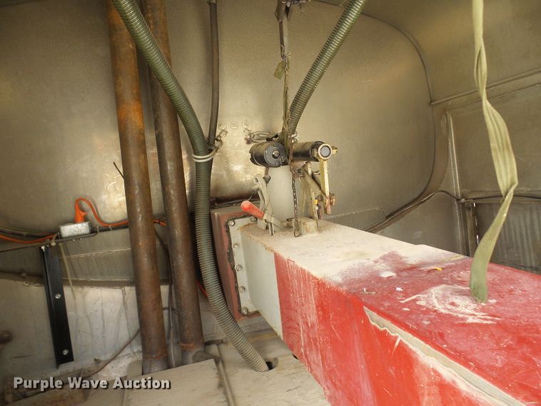 image for item DL0901 1985 Ford 8000  fire truck