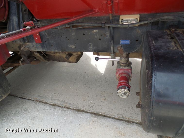 image for item DL0901 1985 Ford 8000  fire truck