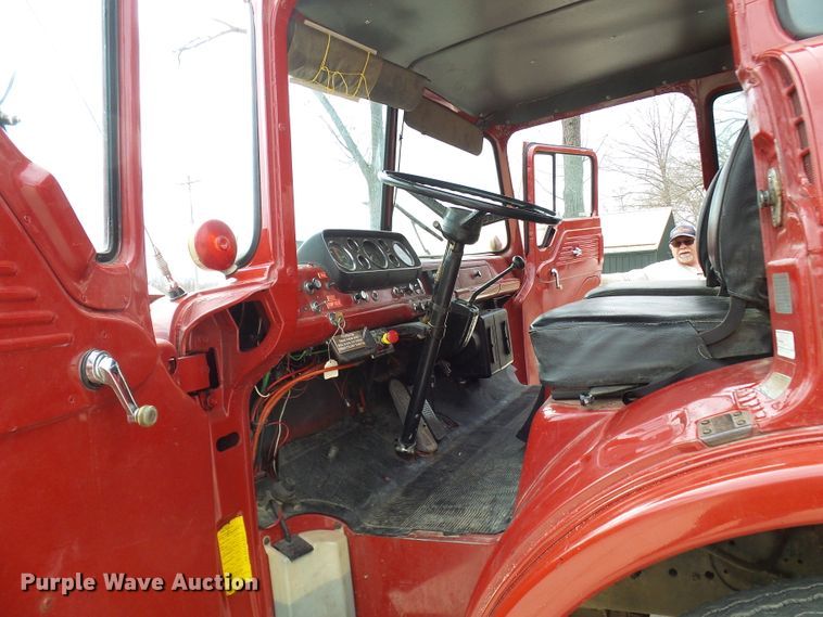 image for item DL0901 1985 Ford 8000  fire truck