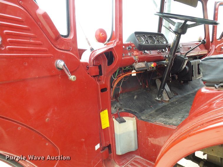 image for item DL0901 1985 Ford 8000  fire truck